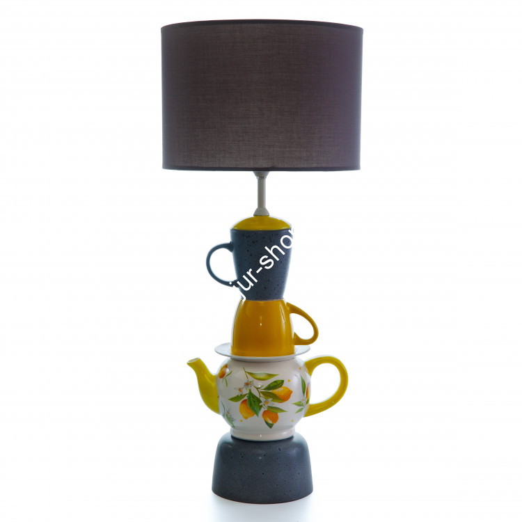 Настольная лампа из чайного сервиза «Лимонад»